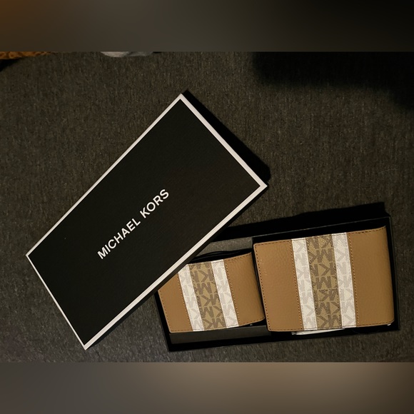 MICHAEL Michael Kors Other - Mens Michael Kors Wallet
